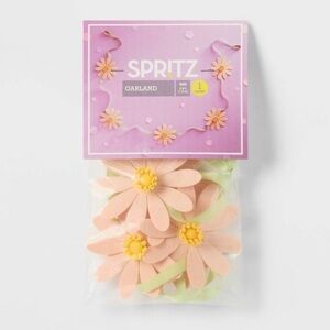 Easter Daisies Garland - Spritz